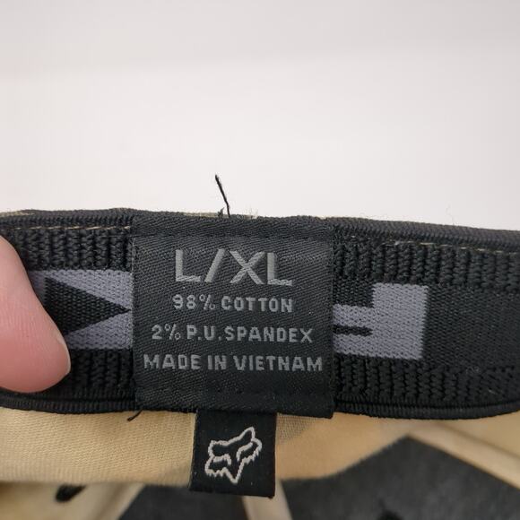 Fox Fitted Baseball Hat Multicolor Camo XL Embroidered Logo Flexfit - Picture 9 of 9